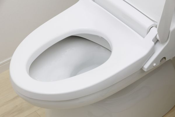 トイレの便座交換は自分でできる?交換方法や注意点、費用まで徹底解説
