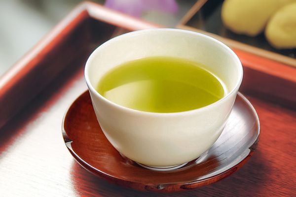 温かい緑茶イメージ
