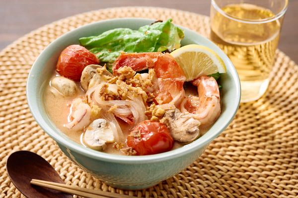 やみつき! トムヤムクン麻辣湯(マーラータン)