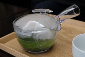 急須に入れたお茶