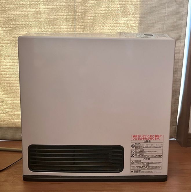 ガスファンヒーター