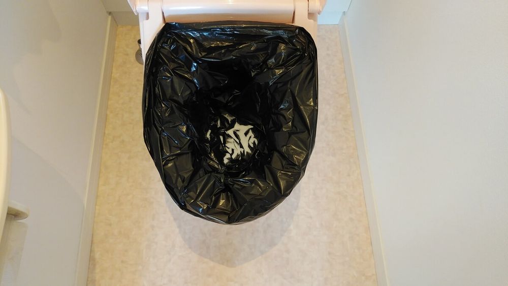 断水中にトイレは流せる？バケツで流す手順と注意点まとめ