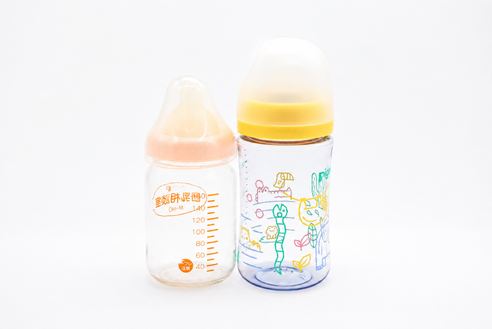 哺乳瓶