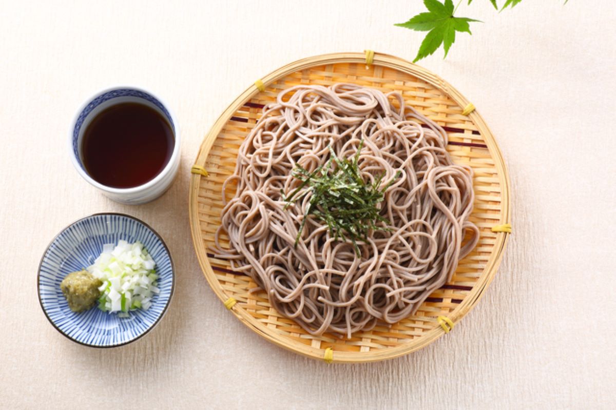海苔の有無だけじゃない? 「もりそば」と「ざるそば」の違い | 東京ガス ウチコト
