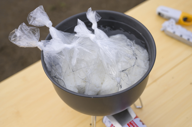 ポリ袋でご飯を炊く