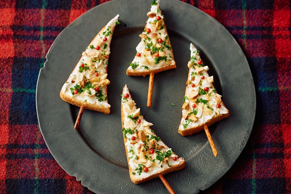 ハーブクリームチーズトースト