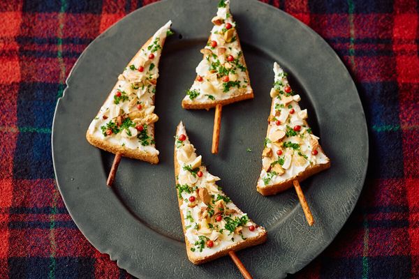 ハーブクリームチーズトースト