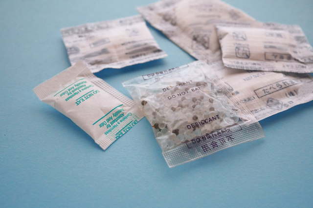 乾燥剤とシリカゲル