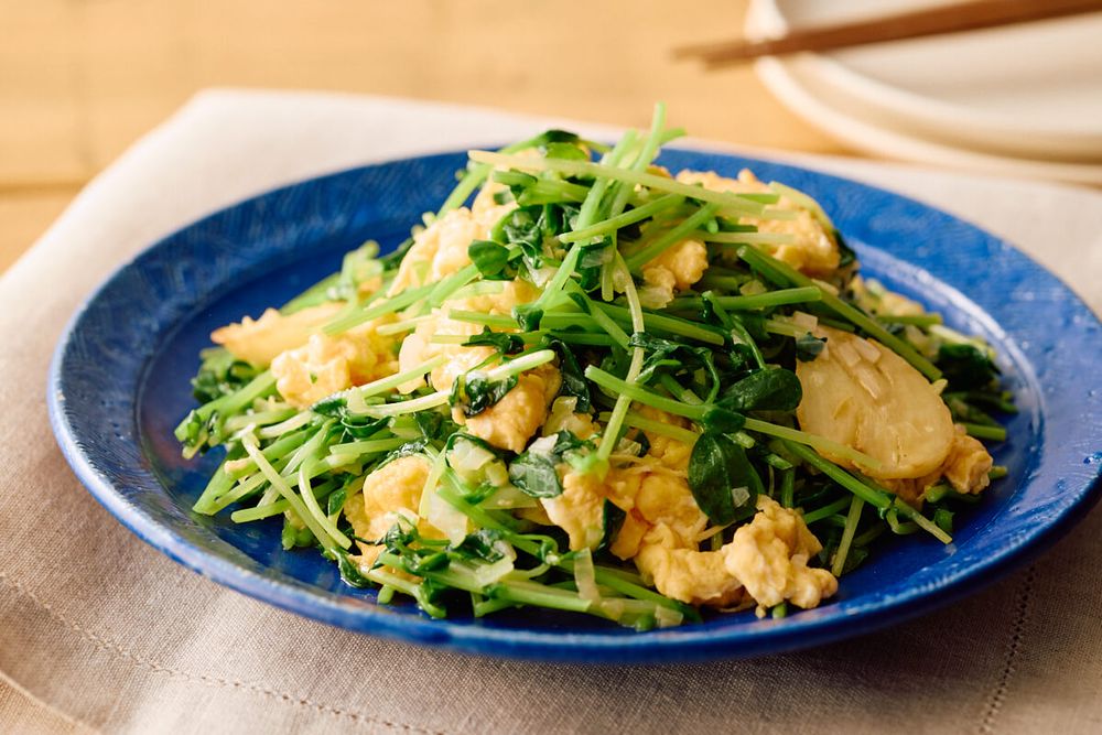 【レシピ】ふんわり卵と「豆苗のニンニク炒め」 | 東京ガス ウチコト