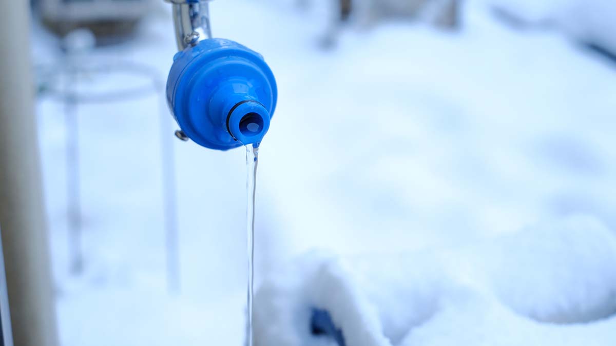 ガス給湯器・配管が凍結したときの対処法と凍結防止策 ｜ 東京ガス