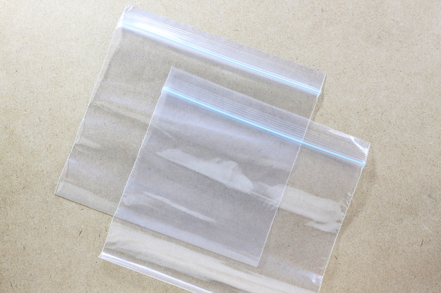 チャック付のストックバッグ