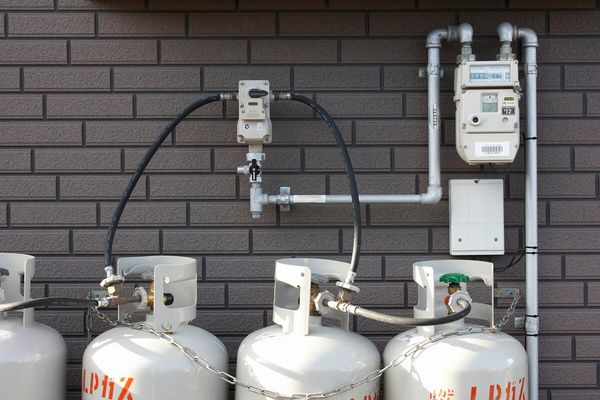 プロパンガス用の給湯器とは？都市ガス用給湯器との違い