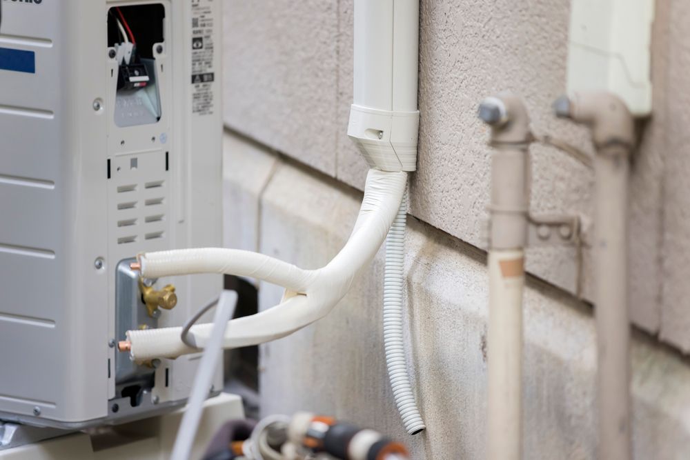 エアコンと室外機