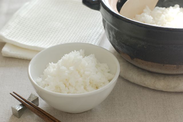 レシピ】意外と簡単「土鍋ご飯」の基本の炊き方 | 東京ガス ウチコト