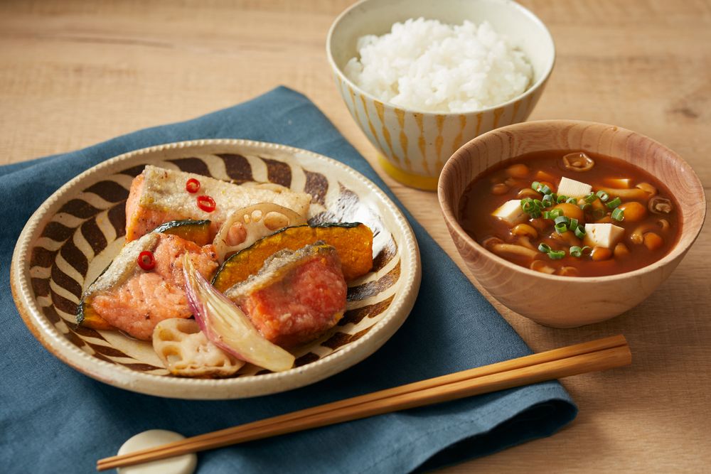 秋の一汁一菜献立レシピ(2)】火曜日「秋鮭と野菜の南蛮漬け 他