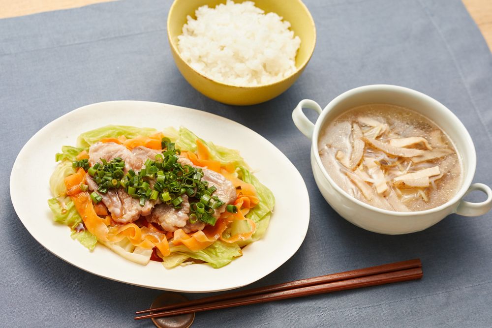 春夏レシピ　参照 春キャベツと桜えびのサラダ | ヤオコーレシピ by Cooking Support