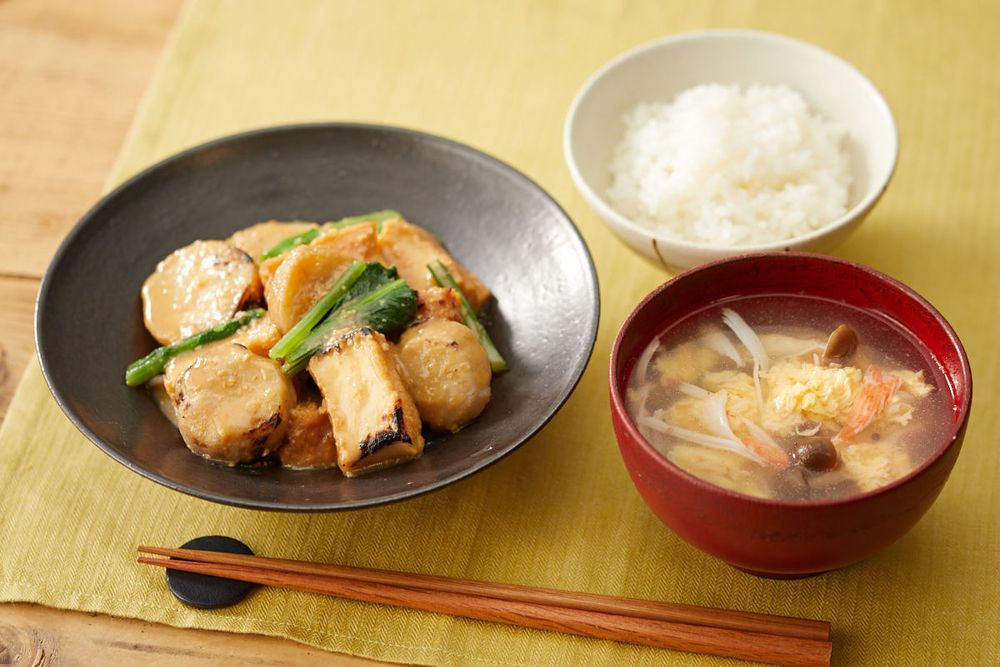 秋の一汁一菜献立レシピ(11)】木曜日「里芋と厚揚げの味噌煮 他